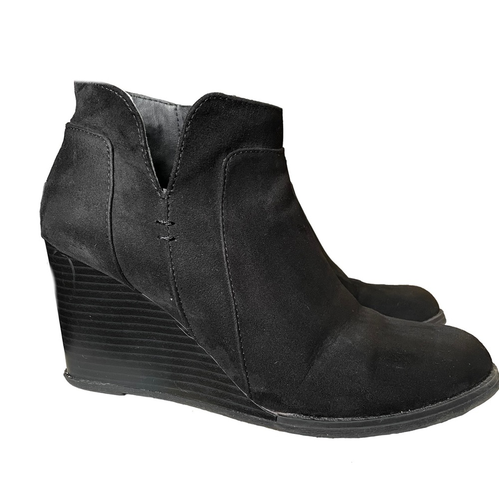 Black Suede Wedges